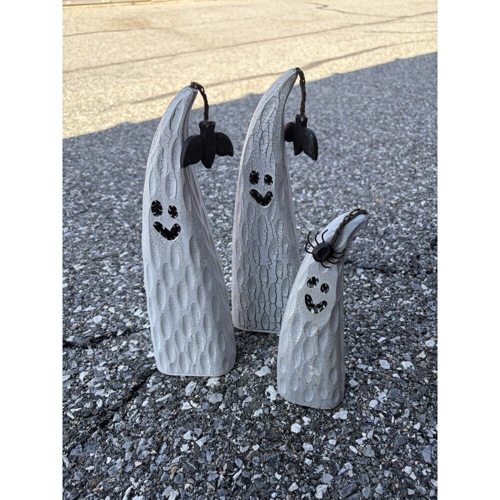 Wooden Boho Ghost Trio Decor W Bats & Spider Halloween Fall Decor